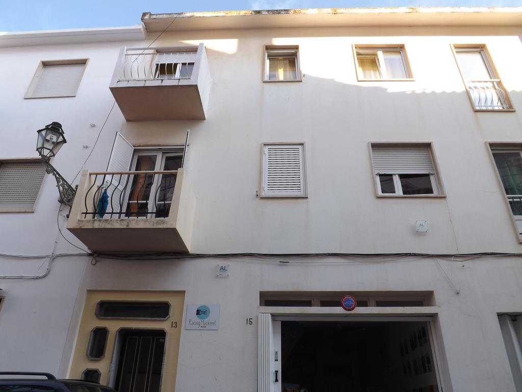 Racing Mackerel Hostel Lagos Exterior foto
